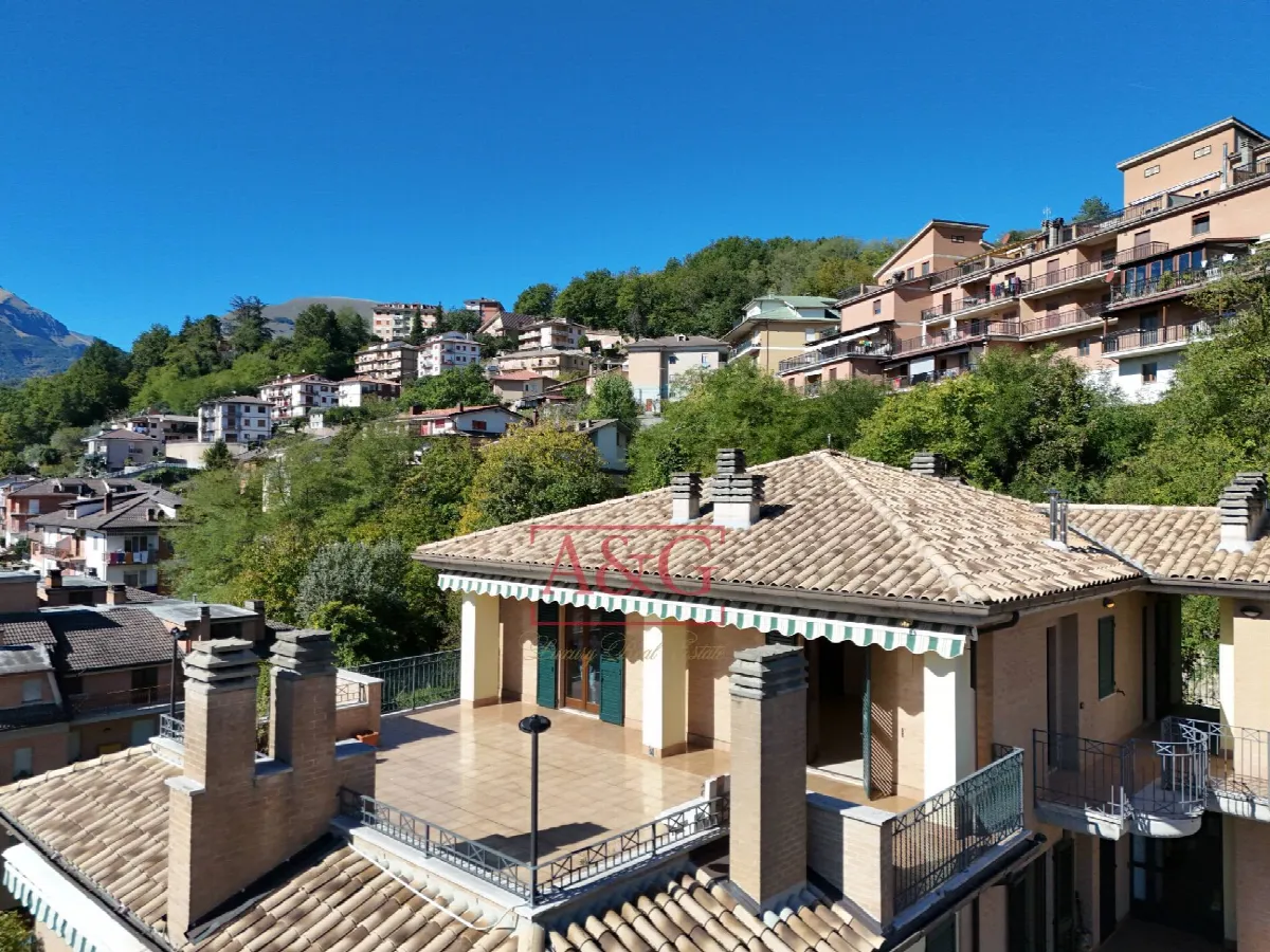 Appartamento in vendita a Amandola, Centro - foto 4