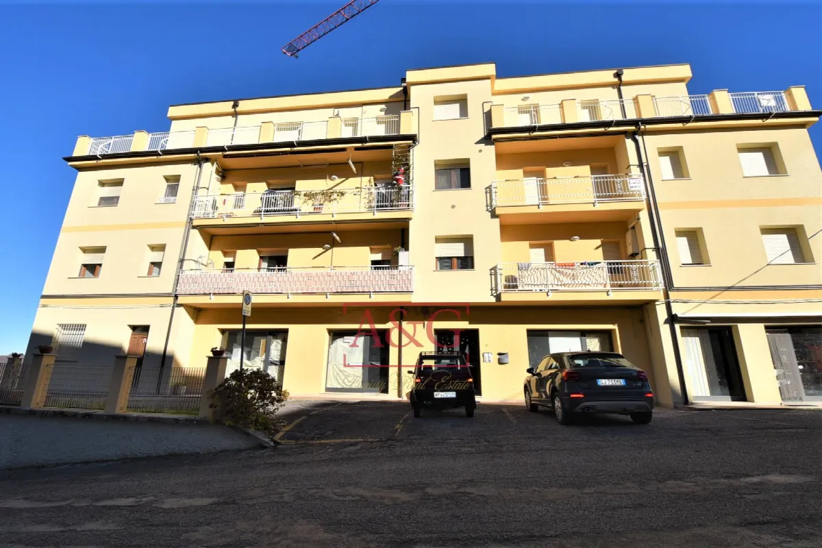 Appartamento in vendita a Montefortino, Centro - foto 1