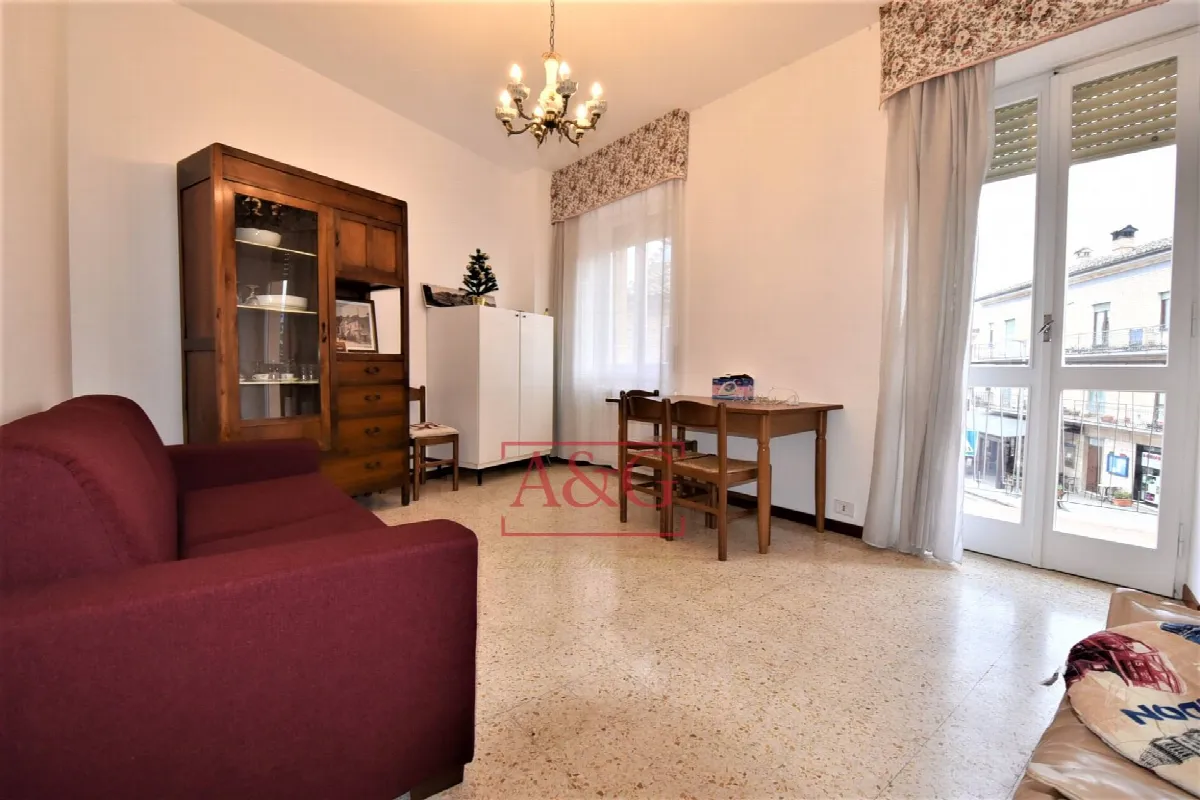 Appartamento in vendita a Sarnano, Centro - foto 2