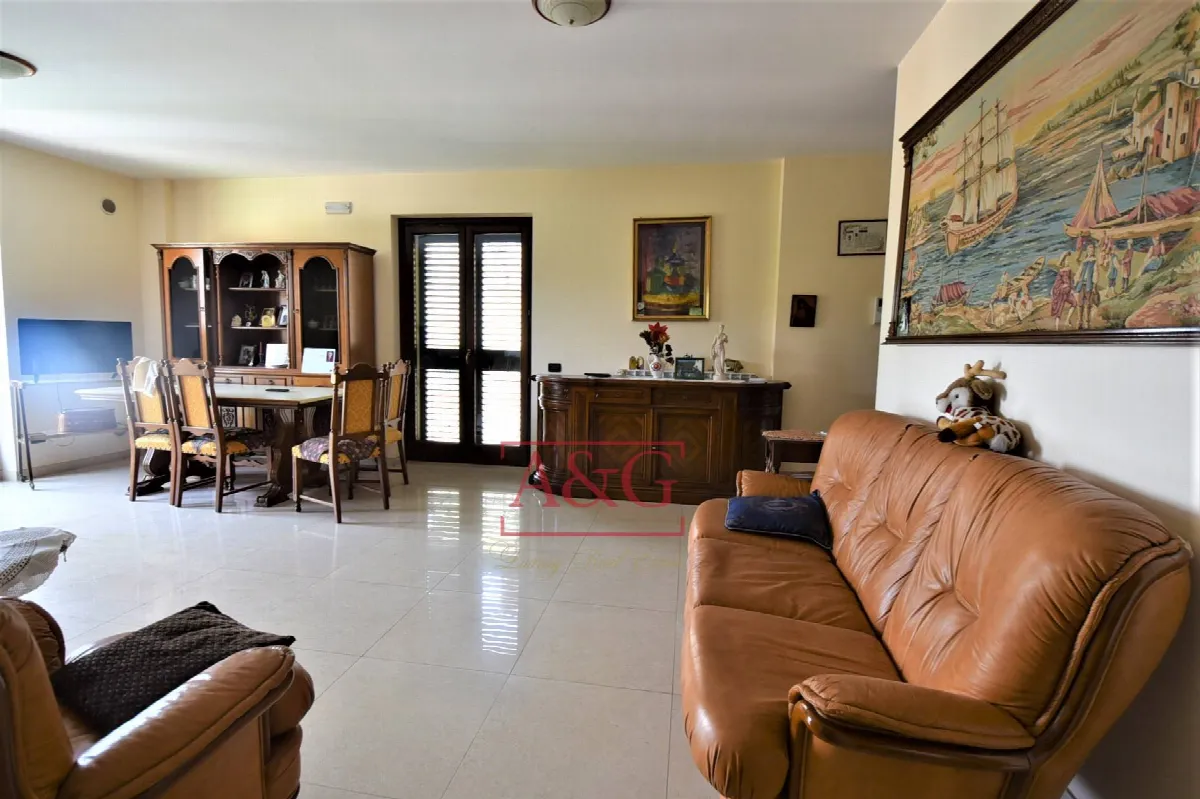 Appartamento in vendita a Amandola, Centro - foto 4