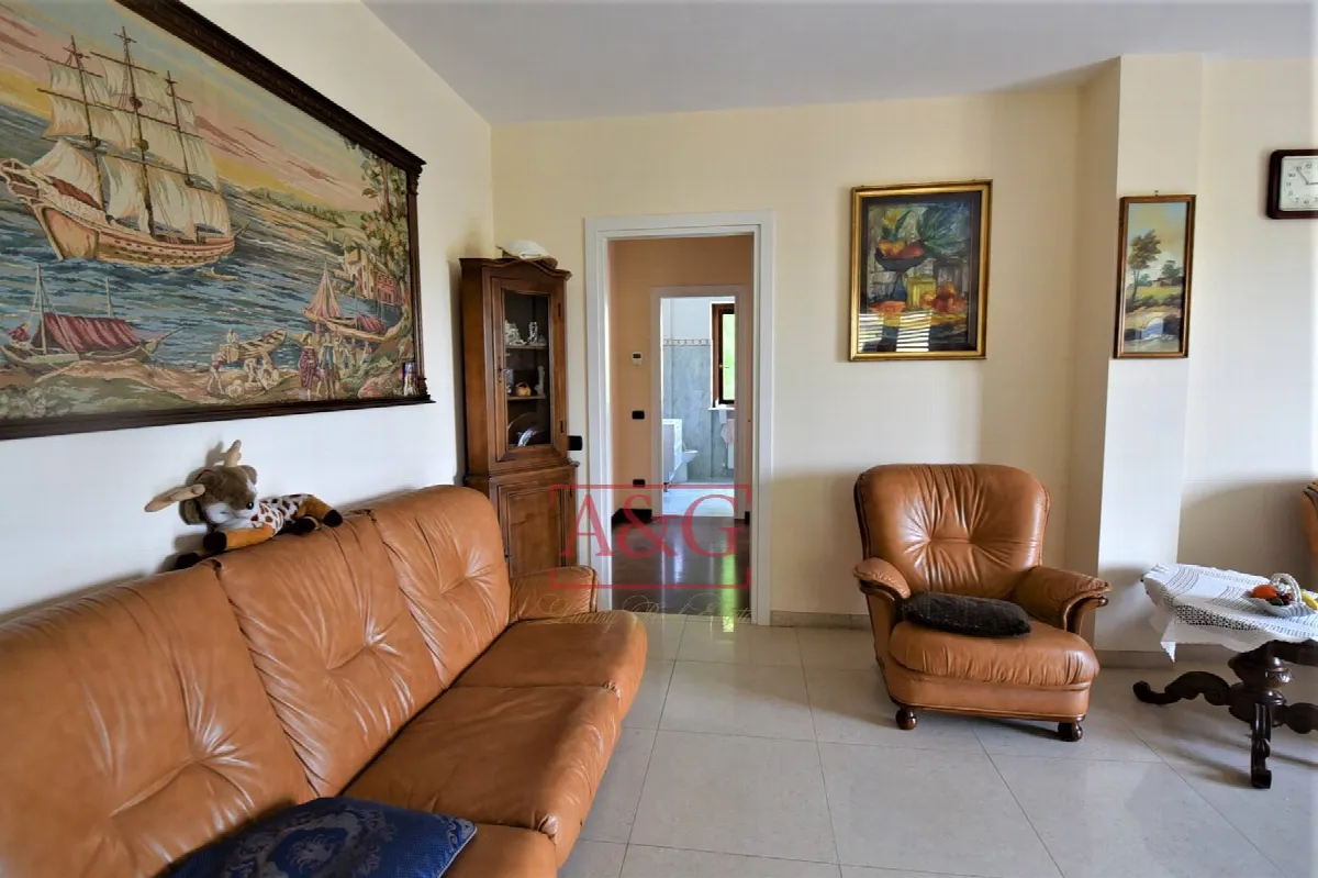 Appartamento in vendita a Amandola, Centro - foto 9
