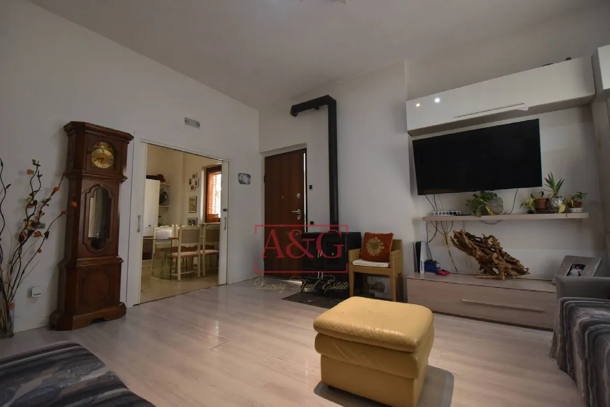 Appartamento in vendita a Amandola, Centro - foto 1