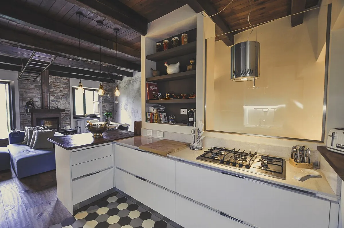 Appartamento in vendita a Montefortino, Centro Storico - foto 3