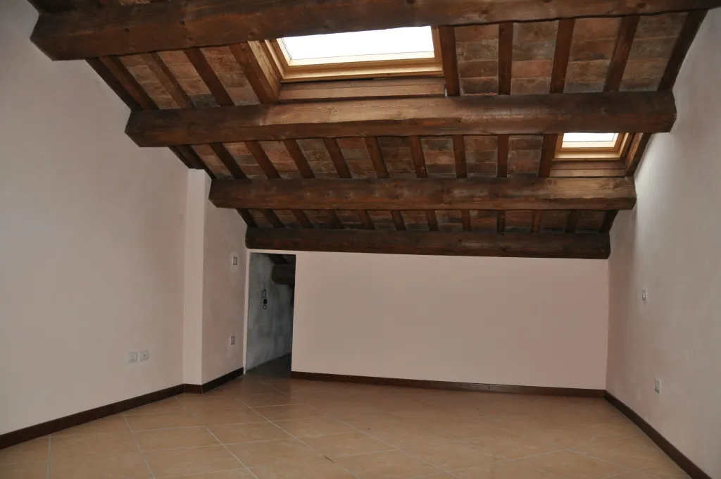 Appartamento in vendita a Comunanza, Centro - foto 8