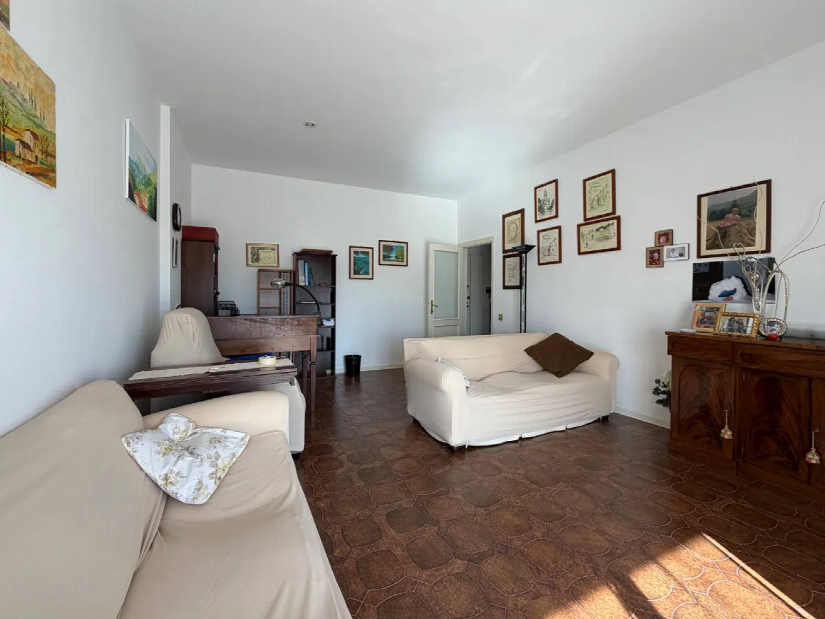 Appartamento in vendita a Amandola, Centro - foto 1