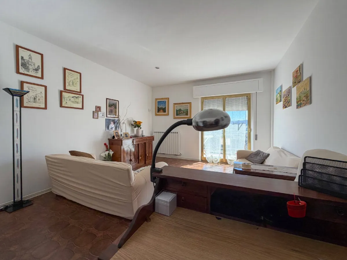 Appartamento in vendita a Amandola, Centro - foto 2