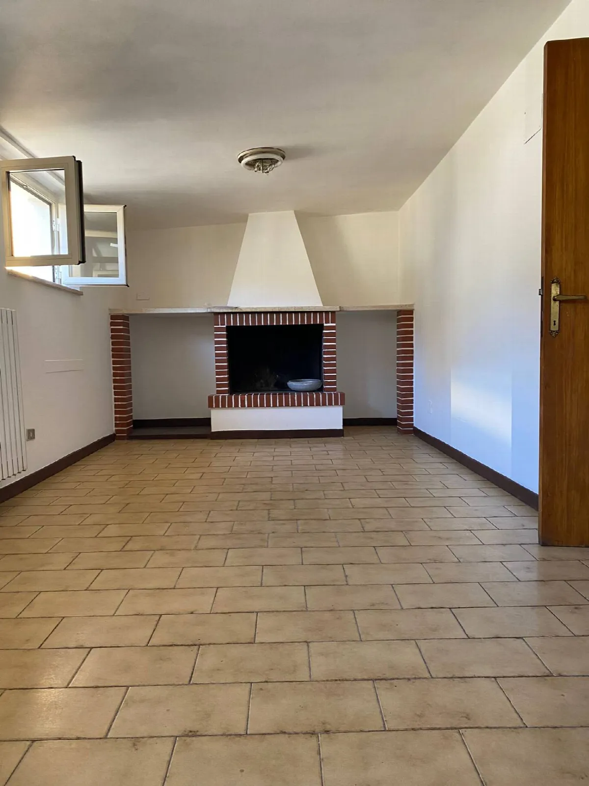 Mansarda in vendita a Comunanza, Centro - foto 1
