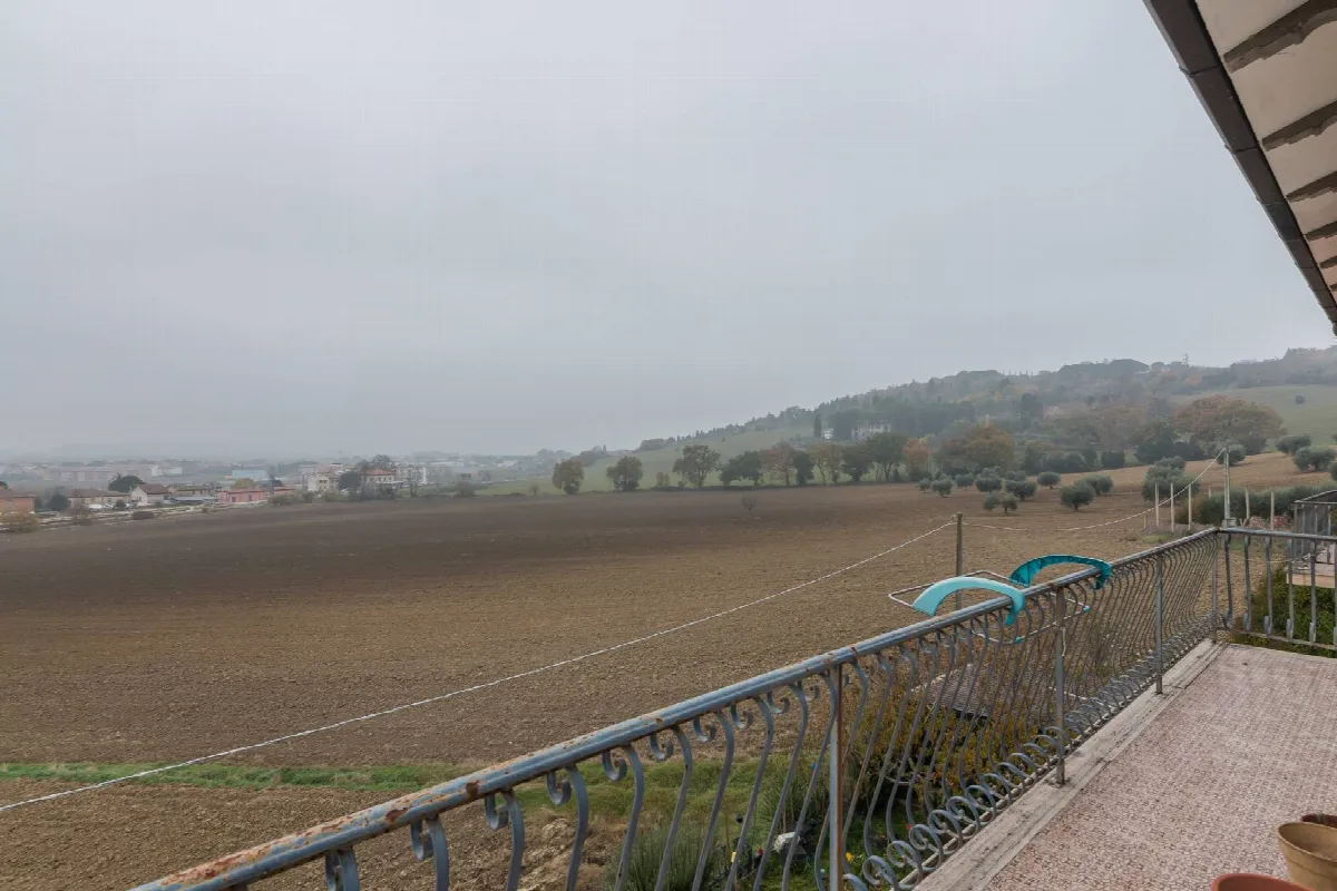Appartamento in vendita a Macerata, LE VERGINI - foto 1
