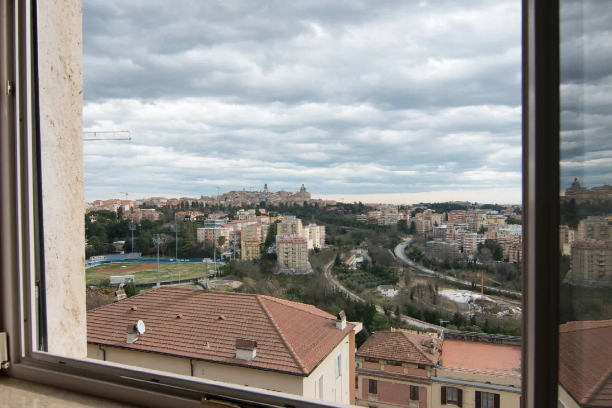 Appartamento in vendita a Macerata, VIA E. RICCI - foto 1