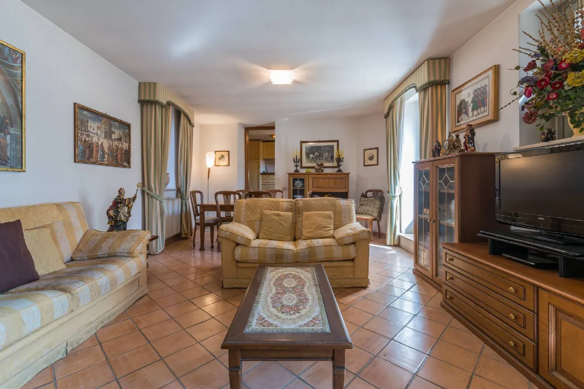 Appartamento in vendita a Macerata, Centro storico - foto 2