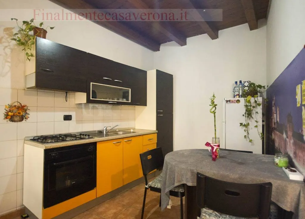 Appartamento in vendita a Verona, S. Lucia - foto 1