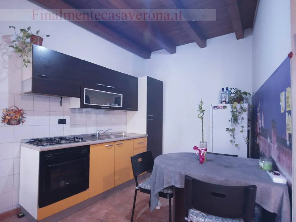Appartamento in vendita a Verona, S. Lucia - foto 2