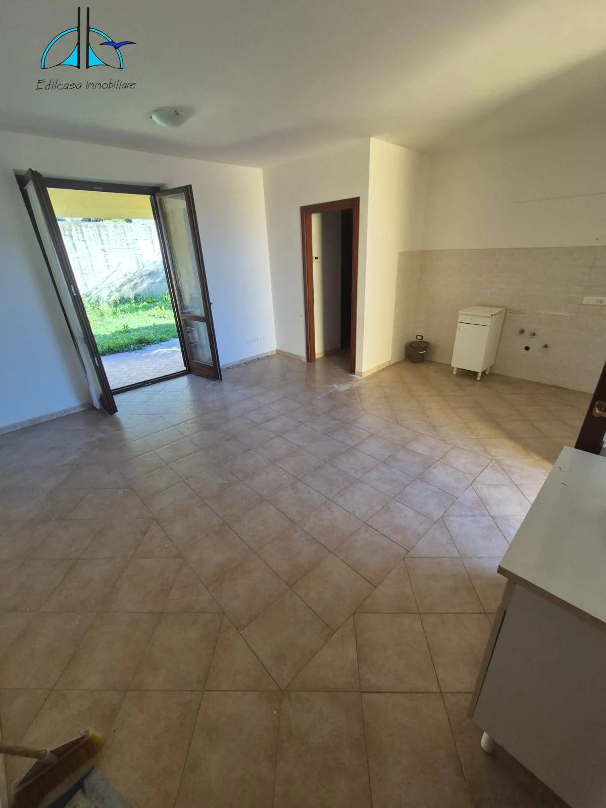 Appartamento in vendita a Fara in Sabina, Canneto - foto 2