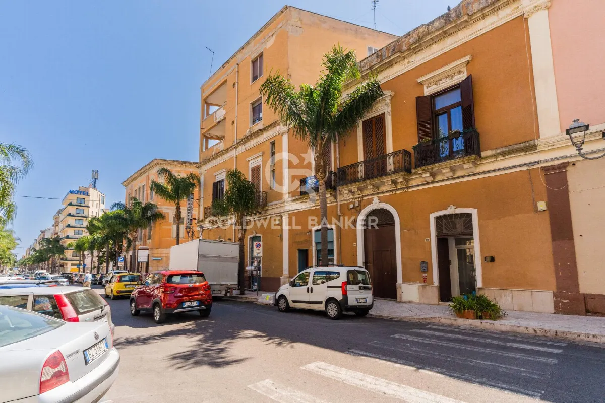 Appartamento in vendita a Brindisi, Centro - foto 1