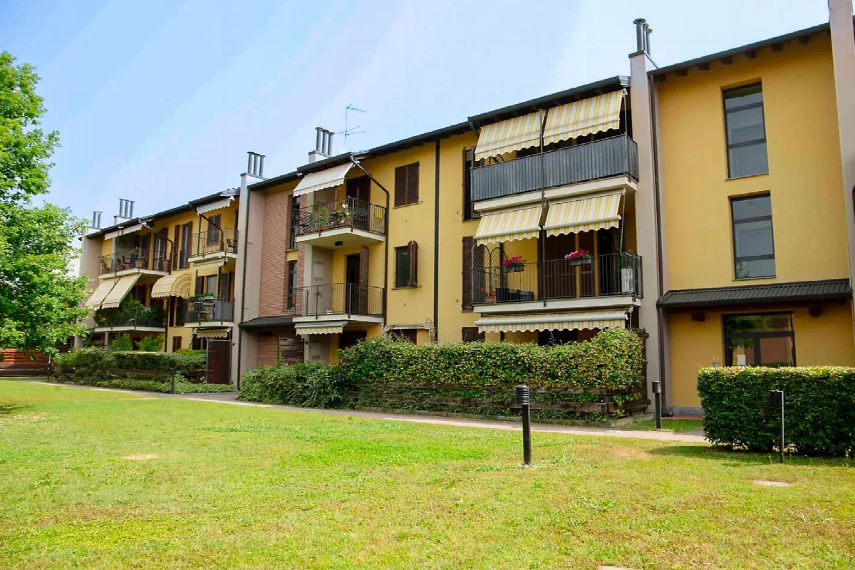 Appartamento in vendita a Robecco sul Naviglio - foto 1