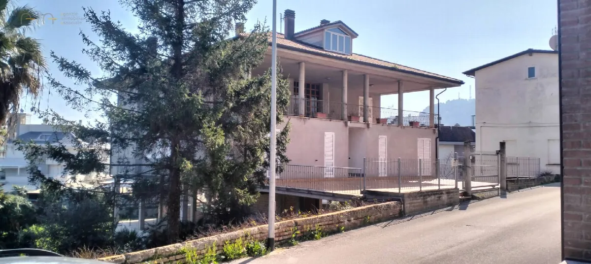 Appartamento in vendita a Grottammare, Centrale (tra La ss16 e ferrovia, fino al fiume Tesino) - foto 2