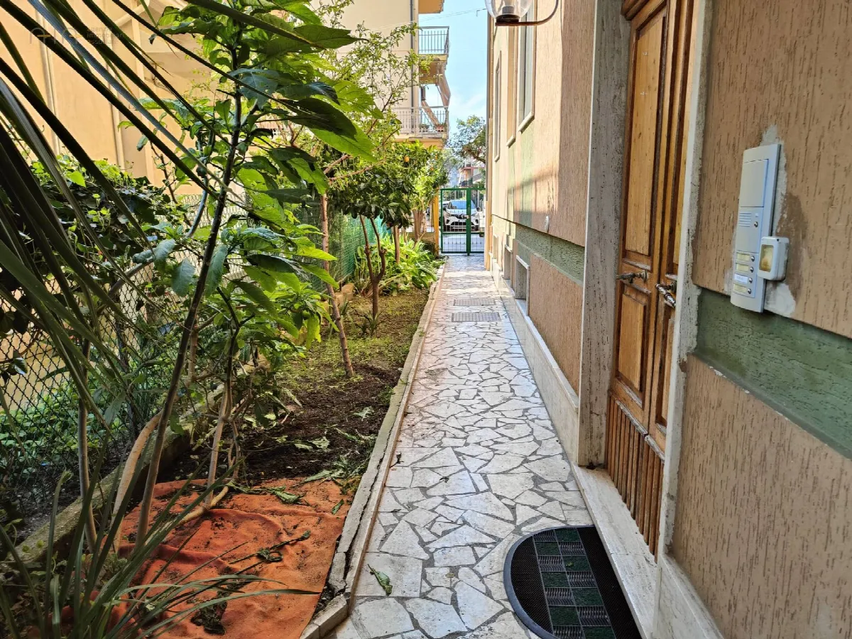 Appartamento in vendita a Grottammare, Centrale (tra La ss16 e ferrovia, fino al fiume Tesino) - foto 5