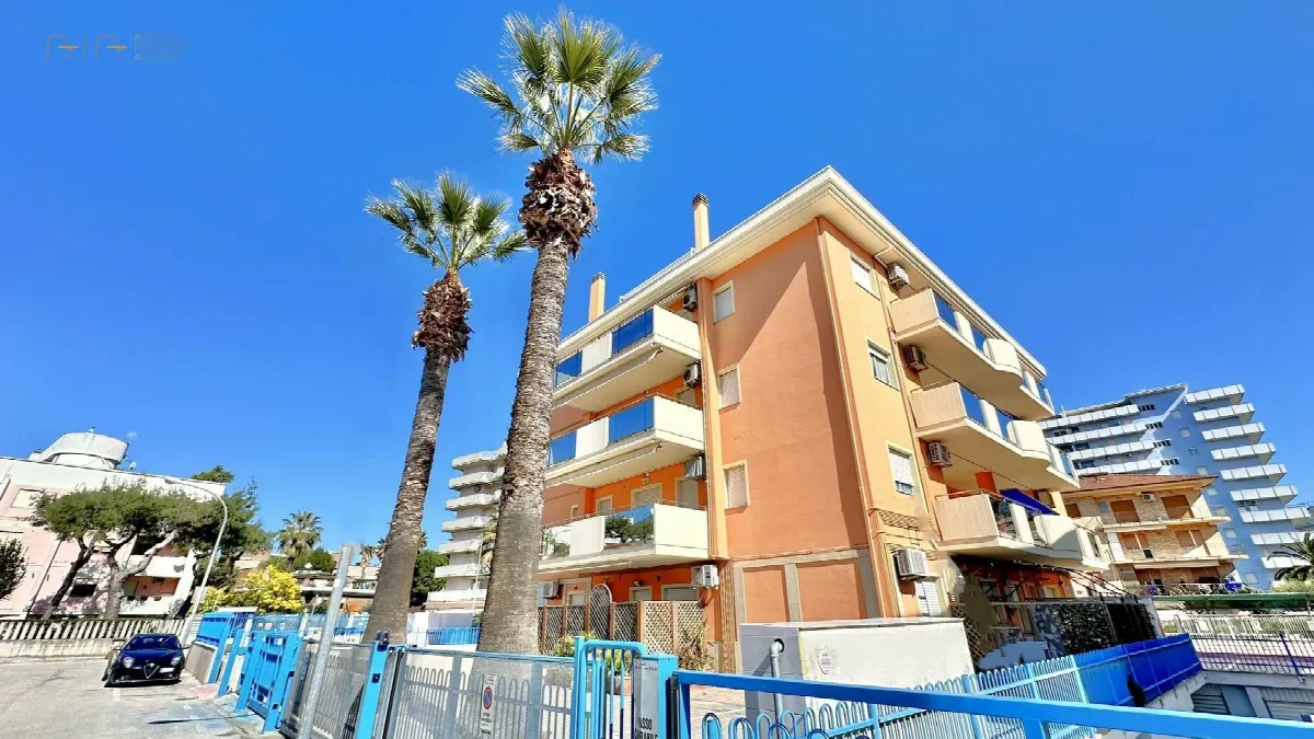 Appartamento in vendita a San Benedetto del Tronto, Porto D'ascoli lungomare - foto 1