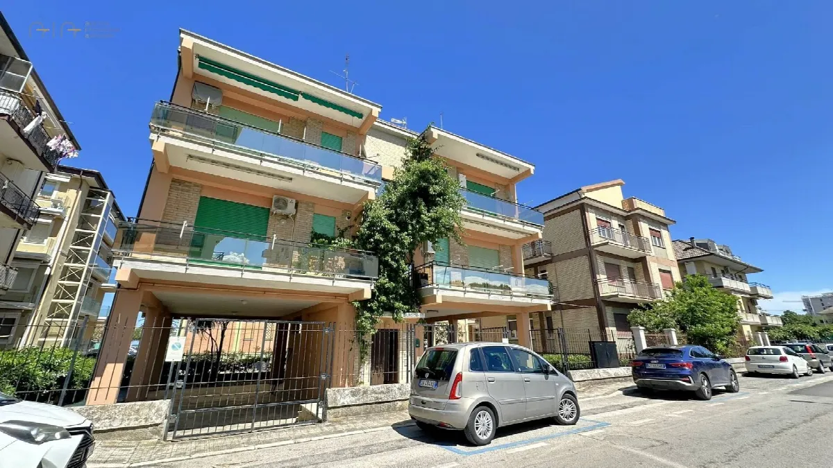 Appartamento in vendita a San Benedetto del Tronto, Porto D'ascoli lungomare - foto 3