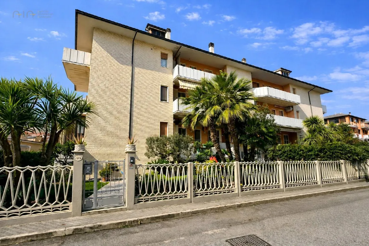 Appartamento in vendita a San Benedetto del Tronto, Porto D'ascoli lungomare - foto 1