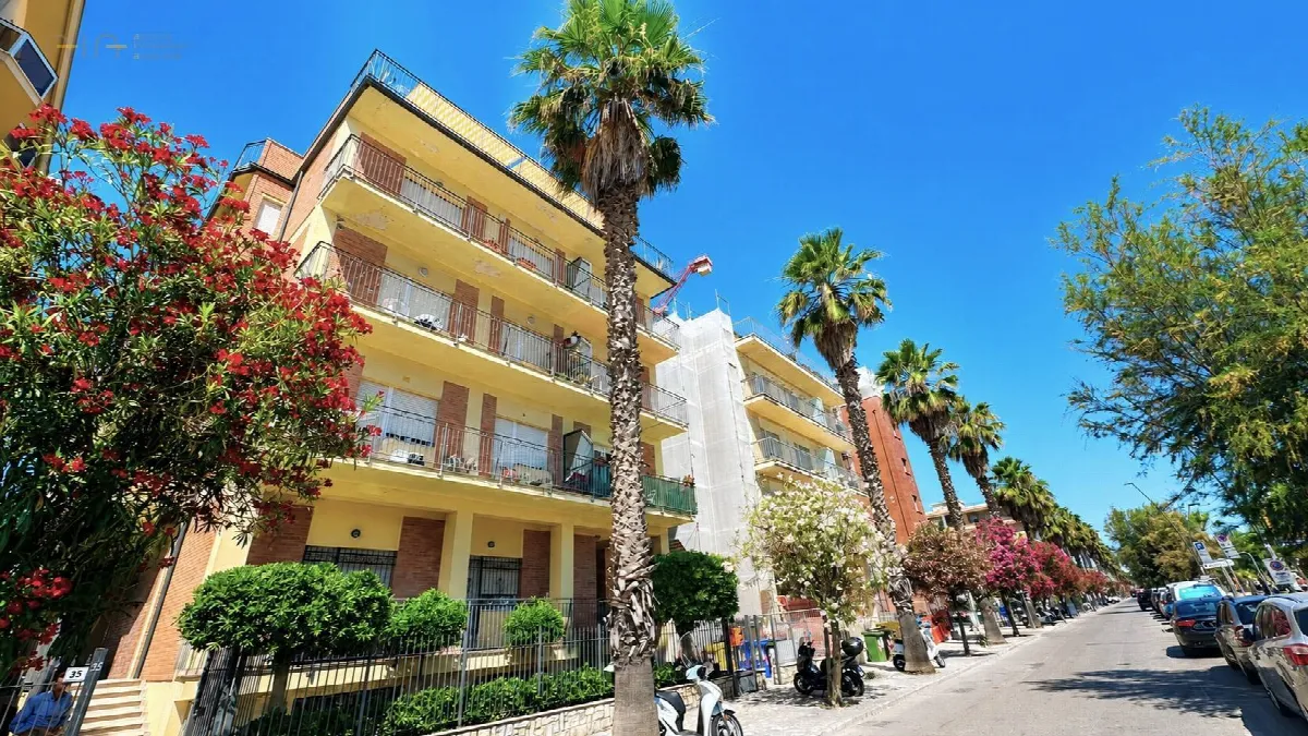 Appartamento in vendita a San Benedetto del Tronto, Porto D'ascoli lungomare - foto 1