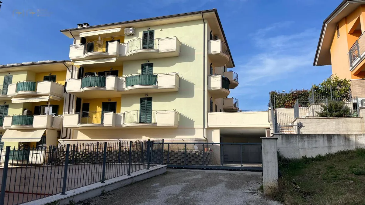 Appartamento in vendita a Colli del Tronto, Zona Salaria - foto 1