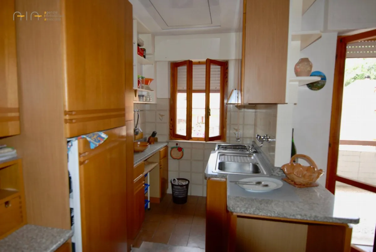 Appartamento in vendita a Castignano, Centrale / Centro Storico - foto 3