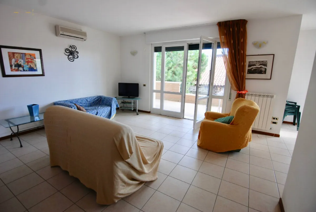 Appartamento in vendita a Tortoreto, Zona Mare - foto 2