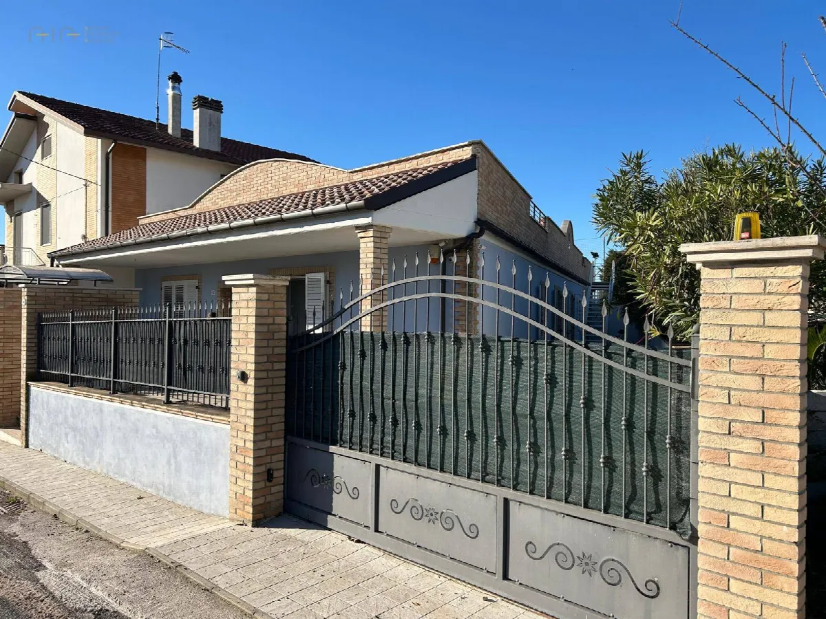 Appartamento in vendita a San Benedetto del Tronto, Porto D'ascoli residenziale - foto 2