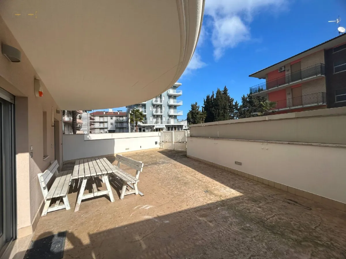 Appartamento in vendita a San Benedetto del Tronto, Porto D'ascoli lungomare - foto 7