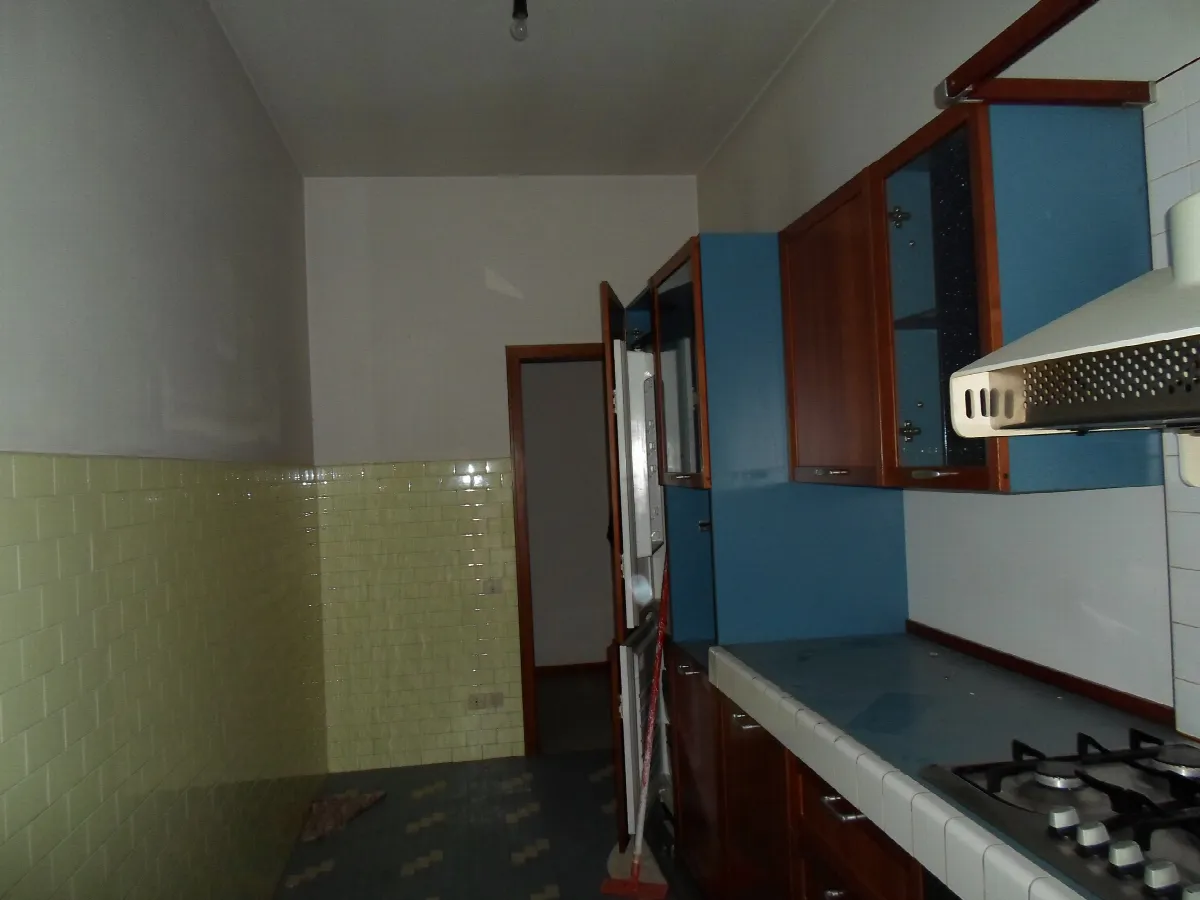 Appartamento in vendita a Amandola, Centrale / Centro Storico - foto 3