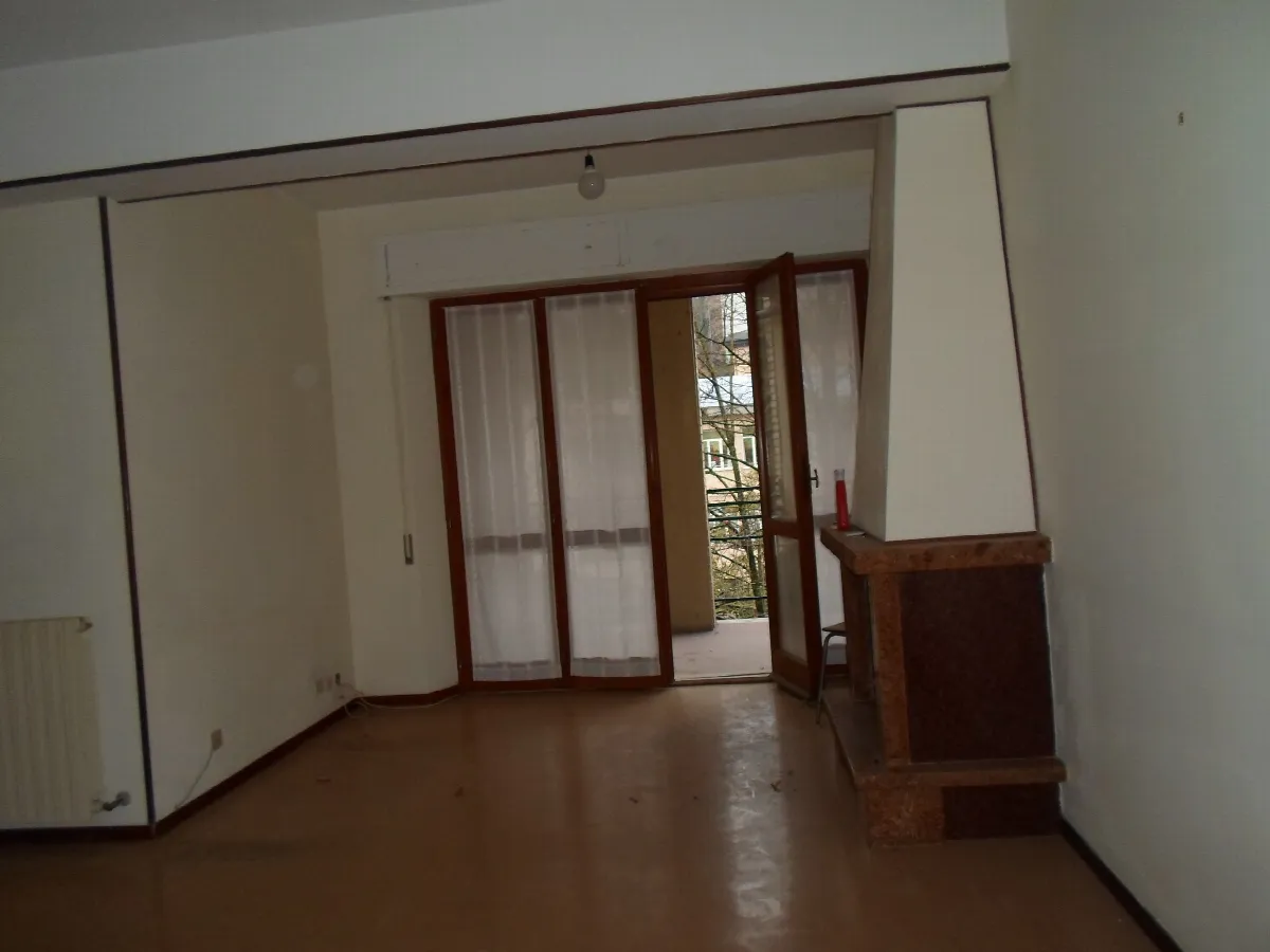 Appartamento in vendita a Amandola, Centrale / Centro Storico - foto 6