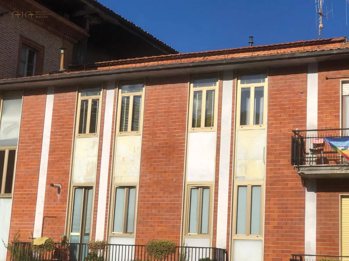 Appartamento in vendita a Comunanza, Centrale / Centro Storico - foto 2