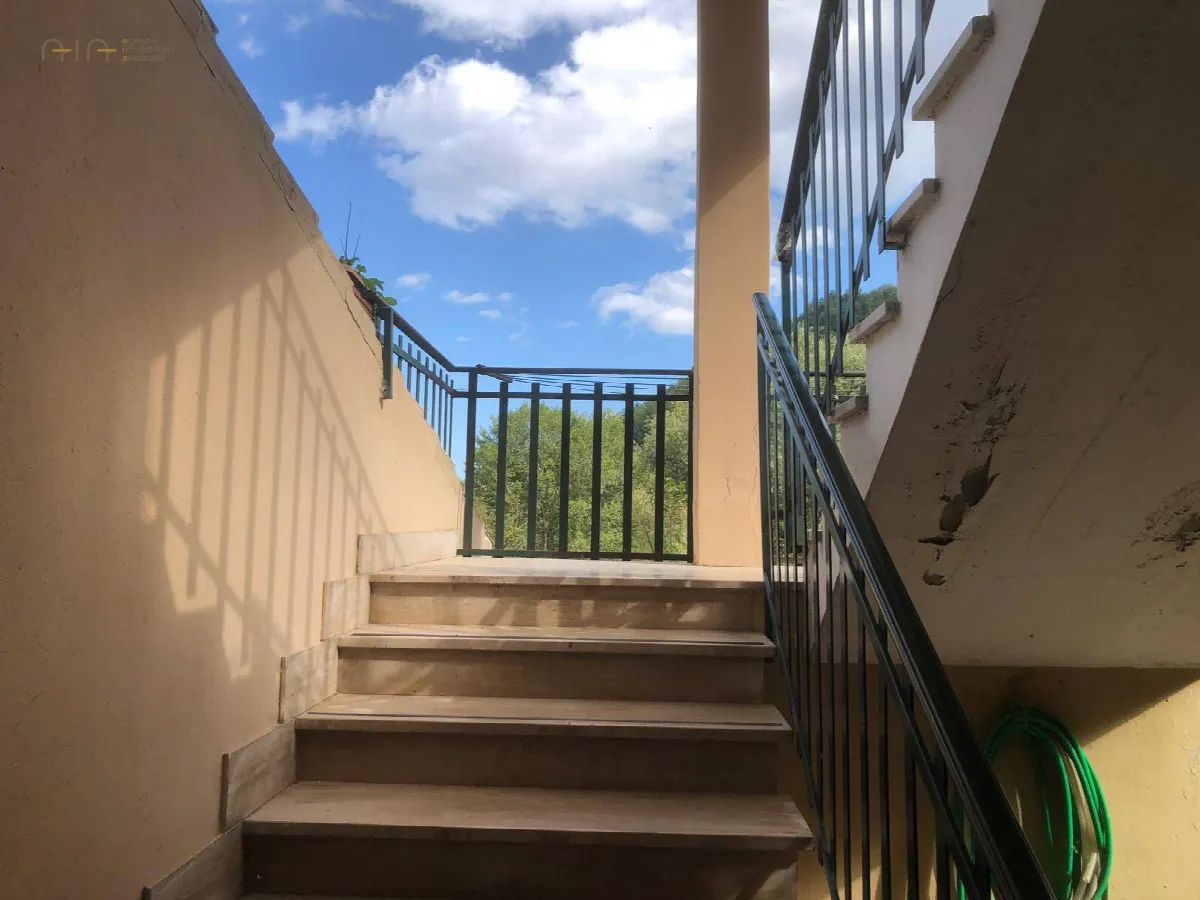 Appartamento in vendita a Comunanza, Centrale / Centro Storico - foto 3