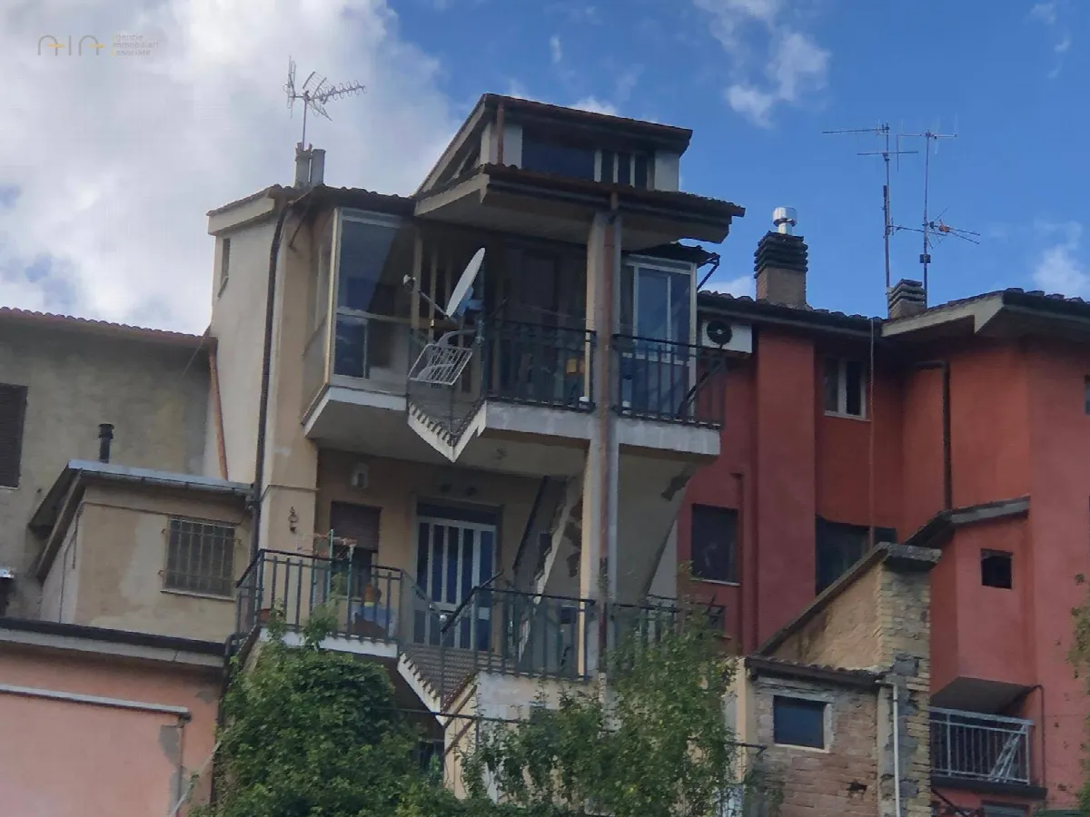 Appartamento in vendita a Comunanza, Centrale / Centro Storico - foto 7