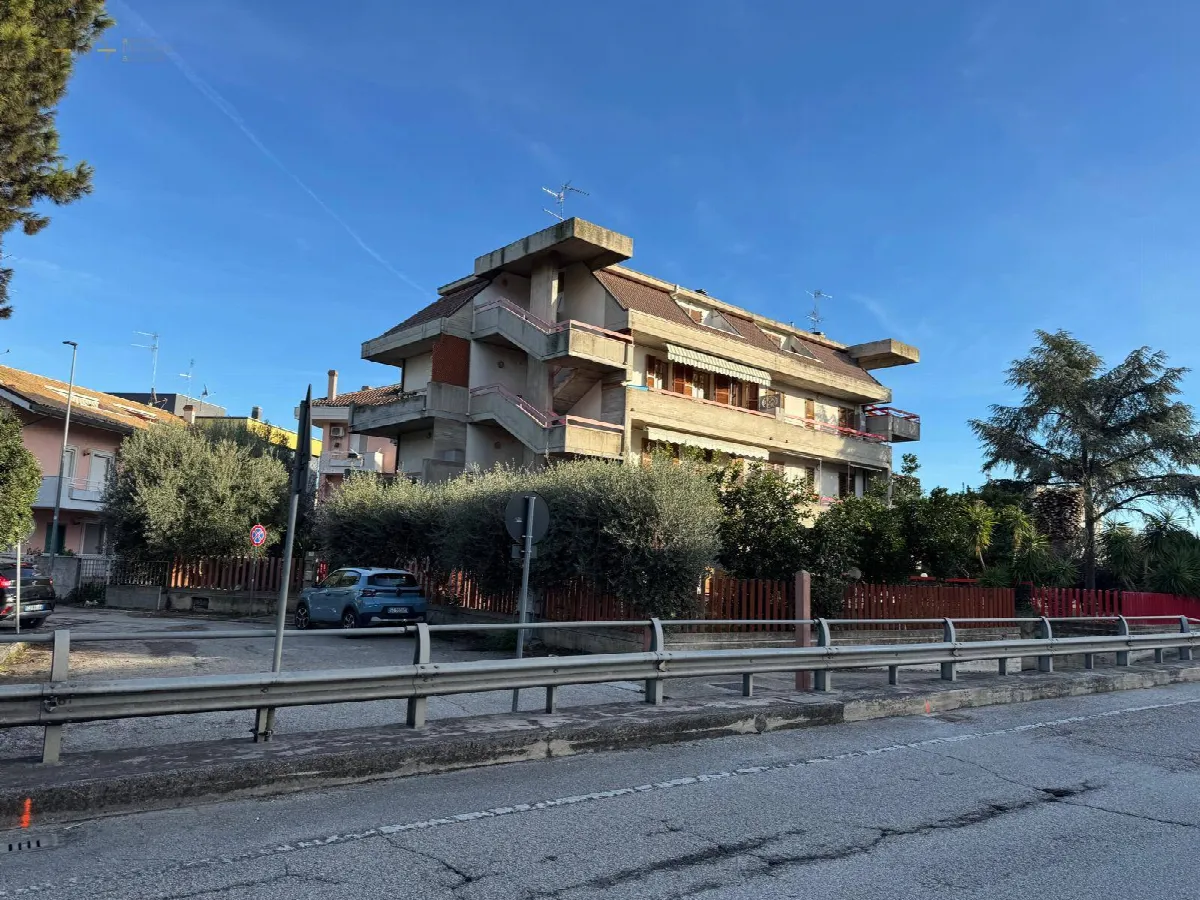 Appartamento in vendita a San Benedetto del Tronto, Porto D'ascoli residenziale - foto 1