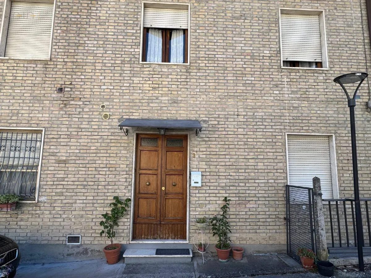 Appartamento in vendita a Amandola, Centrale / Centro Storico - foto 3