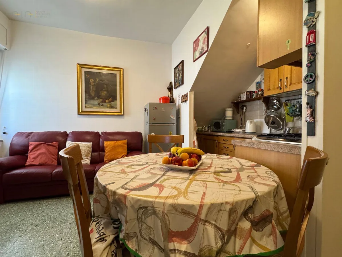 Appartamento in vendita a Amandola, Centrale / Centro Storico - foto 7