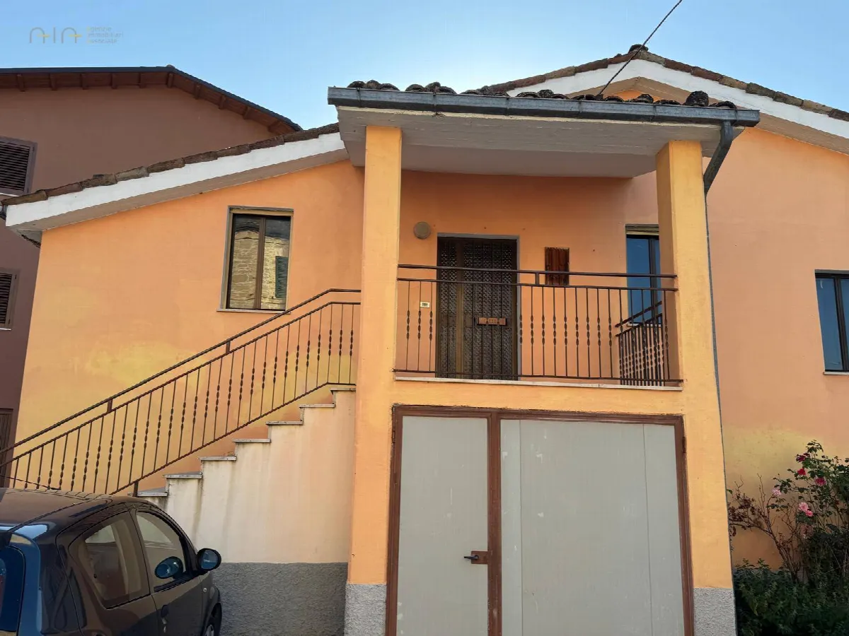 Appartamento in vendita a Montefortino, Montana - foto 1