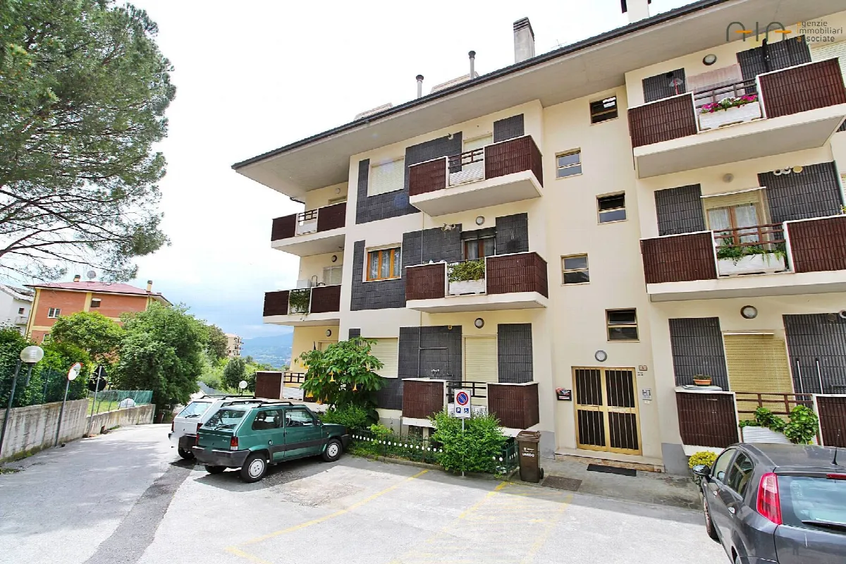 Appartamento in vendita a Ascoli Piceno, Poggio di Bretta - foto 2