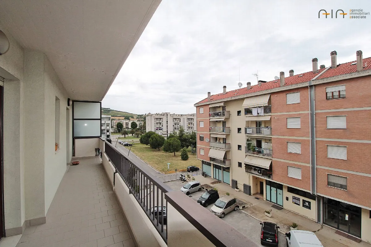 Appartamento in vendita a San Benedetto del Tronto, Porto D'ascoli residenziale - foto 9