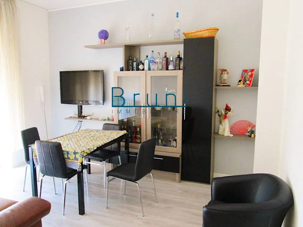 Appartamento in vendita a San Benedetto del Tronto, Zona Viale De Gasperi - foto 1