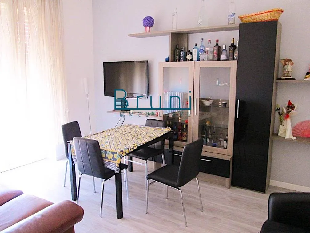 Appartamento in vendita a San Benedetto del Tronto, Zona Viale De Gasperi - foto 2