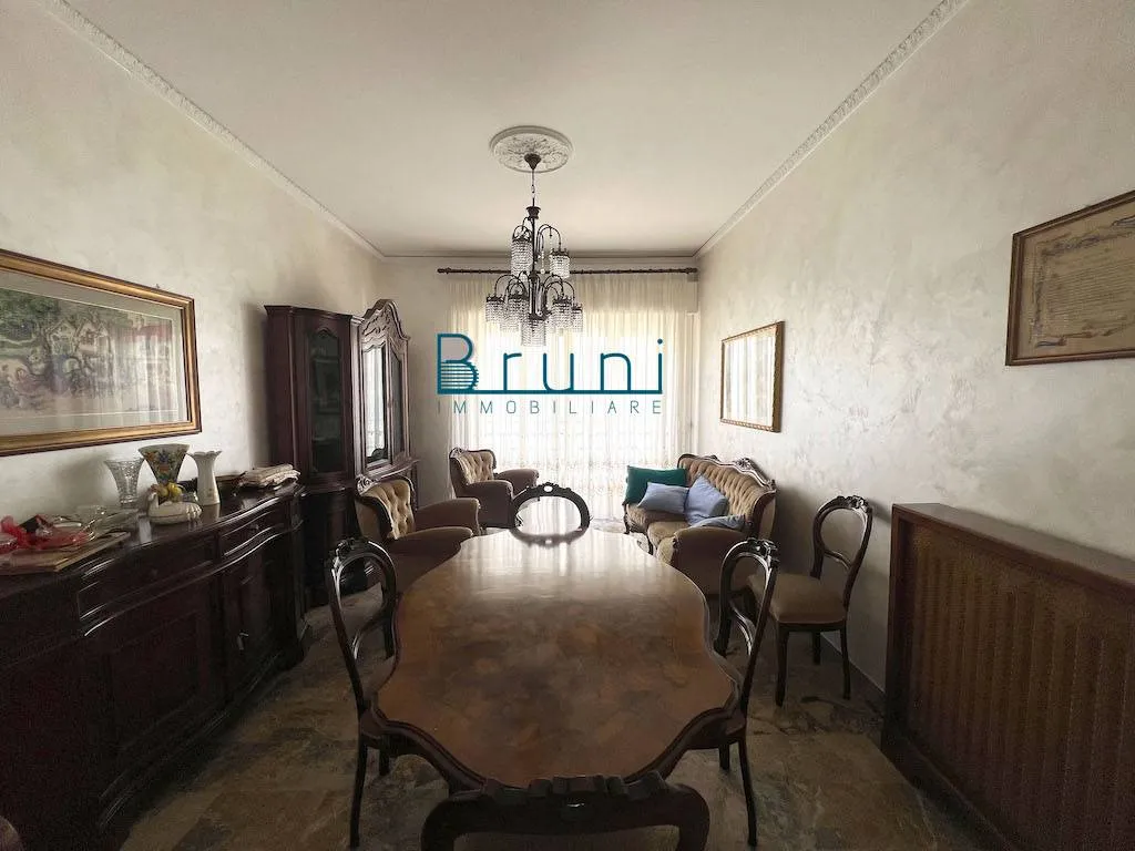 Appartamento in vendita a San Benedetto del Tronto, Zona Viale De Gasperi - foto 2
