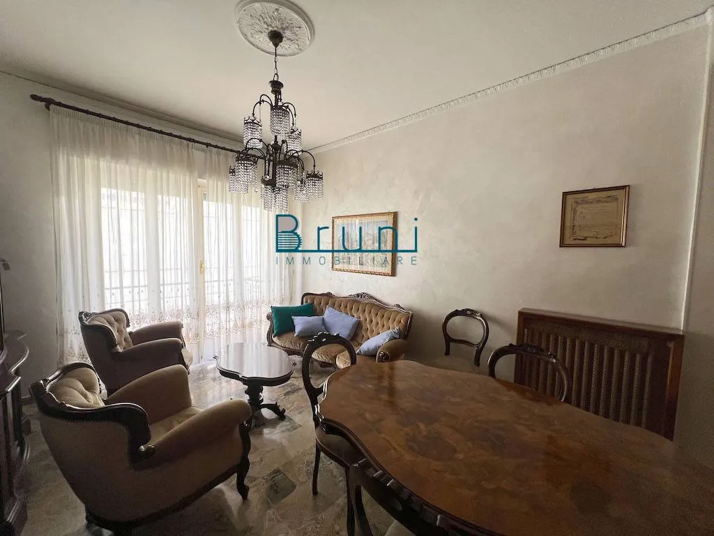 Appartamento in vendita a San Benedetto del Tronto, Zona Viale De Gasperi - foto 3