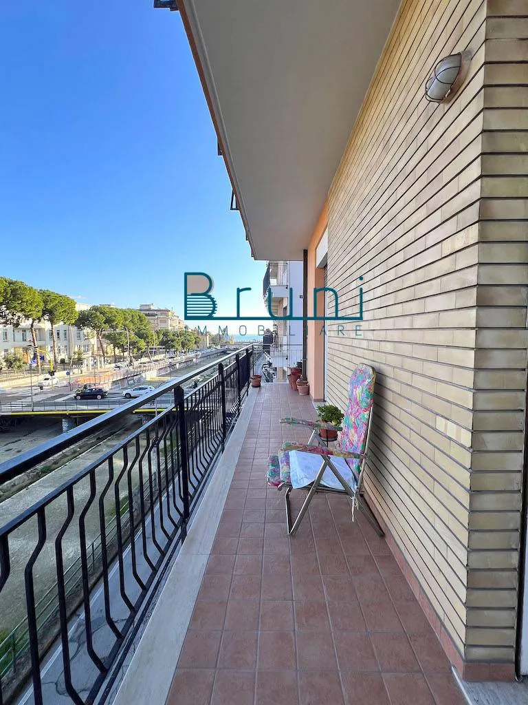 Appartamento in vendita a San Benedetto del Tronto, Zona Viale De Gasperi - foto 3