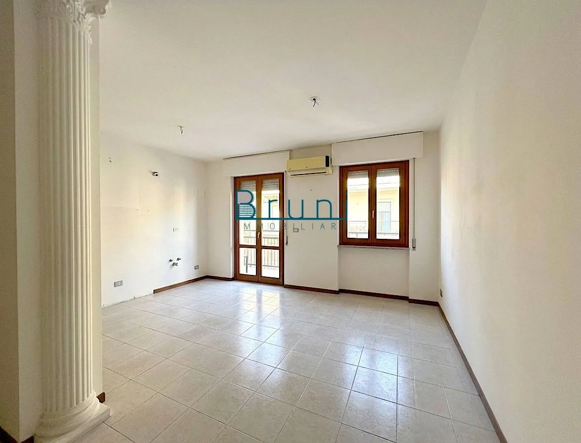 Appartamento in vendita a San Benedetto del Tronto, Zona Agraria - foto 2