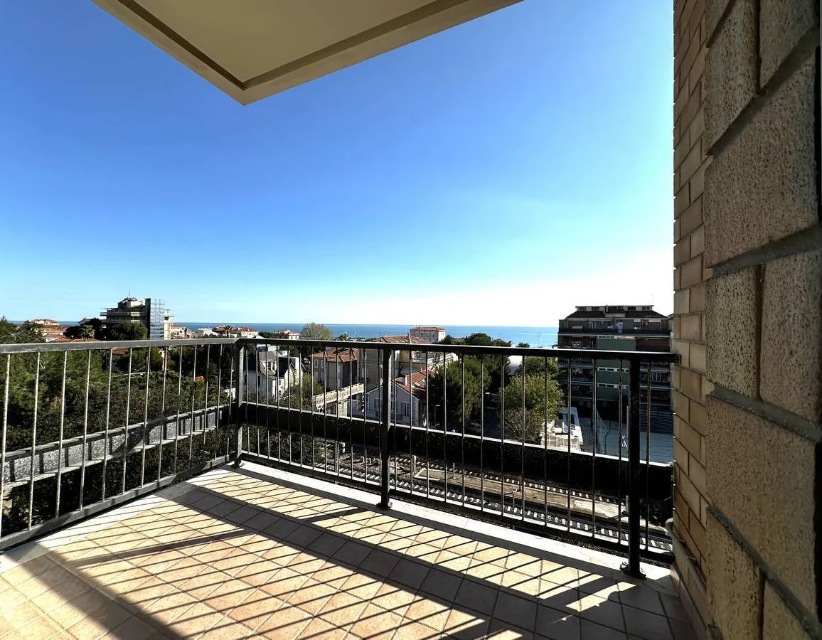 Appartamento in vendita a Porto San Giorgio, Mare - foto 1