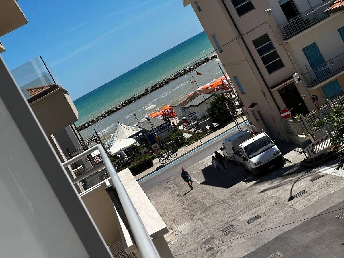 Appartamento in vendita a Porto San Giorgio, Mare - foto 2