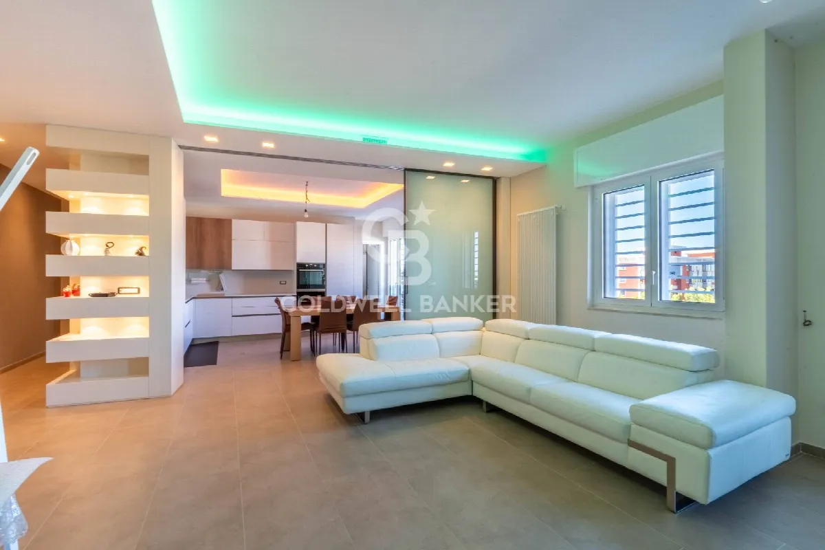 Appartamento in vendita a Bari, Poggiofranco - foto 1